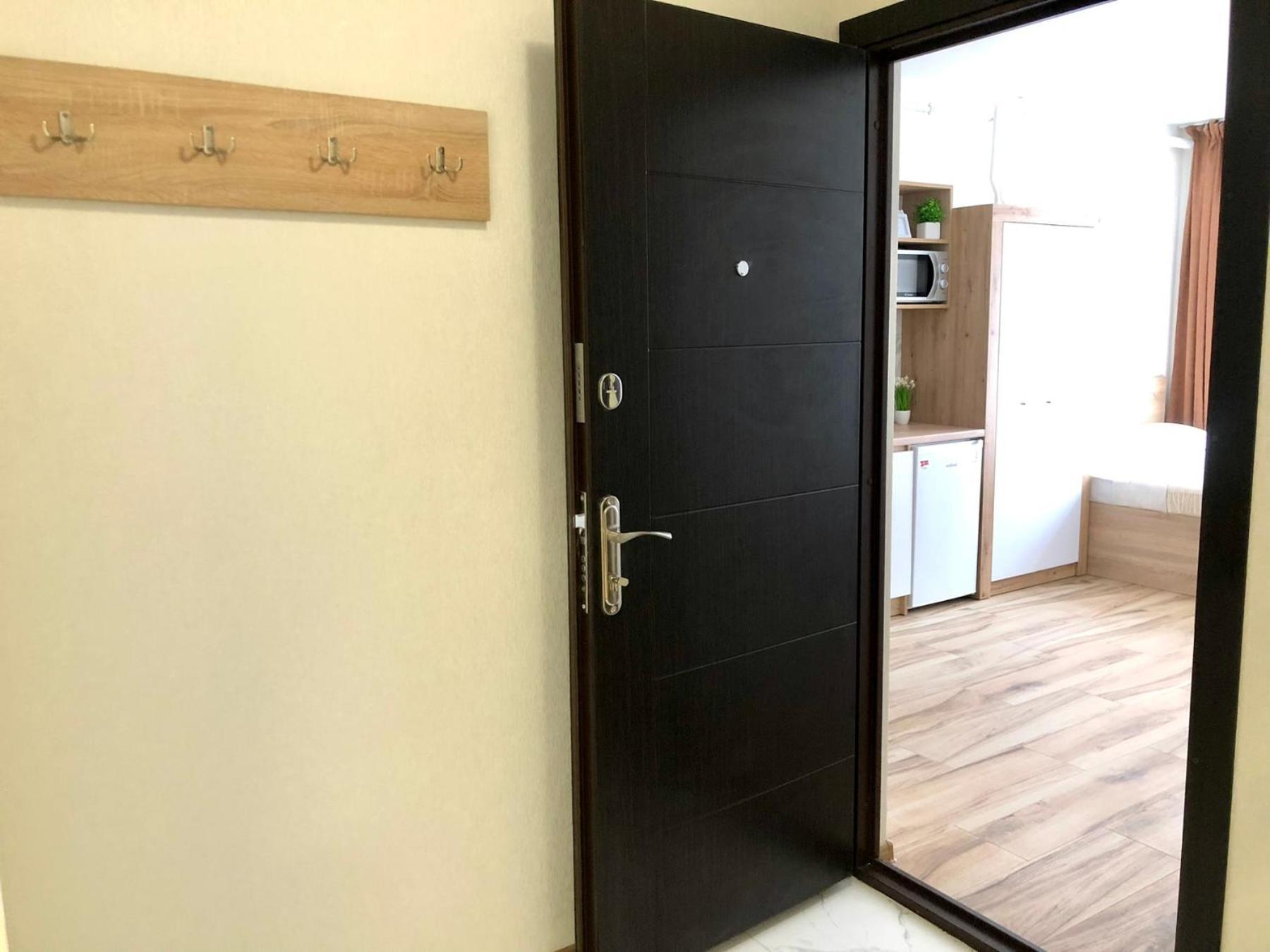 Osapart Hotel In A Complex Semycvit 4 リヴィウ エクステリア 写真